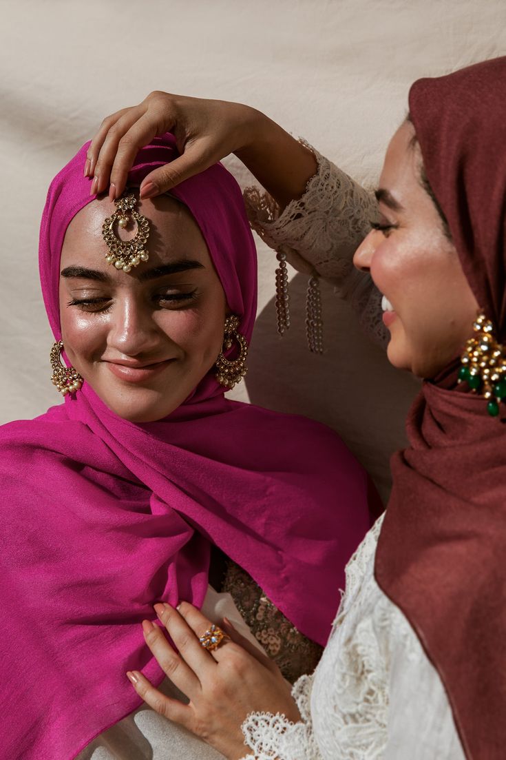bold hijabs